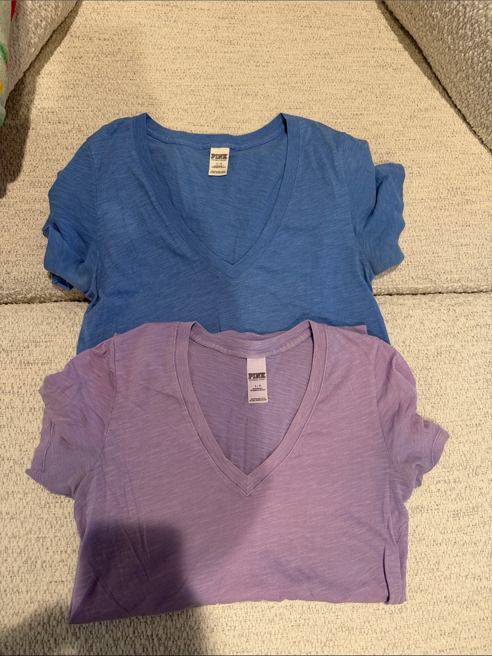 PINK Victoria's Secret Womens V-Neck Tees in Blue and Lavender BUNDLE OF 2